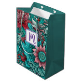 Monogram Blauwe Rode Bloemen Medium Cadeauzakje (Achterkant Gekanteld)