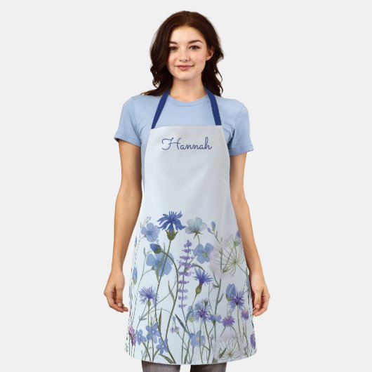 Monogram Blauwe Waterverf Wildflower Meadow Schort (Gedragen)