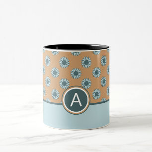 Monogram blauwe zonnebloemen tweekleurige koffiemok