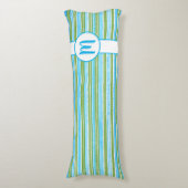 Monogram blauwgroen, Blauwe, Groene, en Witte Stri Lichaamskussen (Voorkant Verticaal)