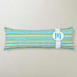 Monogram blauwgroen, Blauwe, Groene, en Witte Stri Lichaamskussen