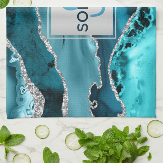 Monogram blauwgroen en zilver Faux Glitter Marble  Theedoek (Gevouwen)