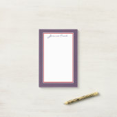 Monogram Blue en Red Quatrefoil Trellis Pattern Post-it® Notes (Op bureau)