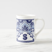 Monogram Blue en White Mexican Talavera Tegel Porselein Kop (Rechts)