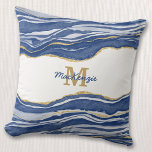 Monogram Blue Marble Agate Gold Glitter Kussen<br><div class="desc">Indigo blauwe waterverf is een prachtig vormgegeven met faux Gold-details. Verander de naam en het initiaal van het monogram om te personaliseren.</div>