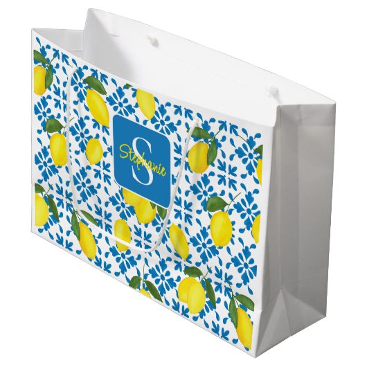 Monogram Blue Tile French Country Lemon Pattern Groot Cadeauzakje (Voorkant Gekanteld)