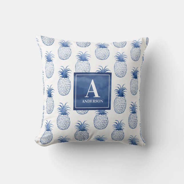 Monogram Blue White Tropical Pineappel Outdoor Kussen (Voorkant)