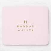 Monogram Blush Pink | Elegant Gold Minimalist Muismat (Voorkant)