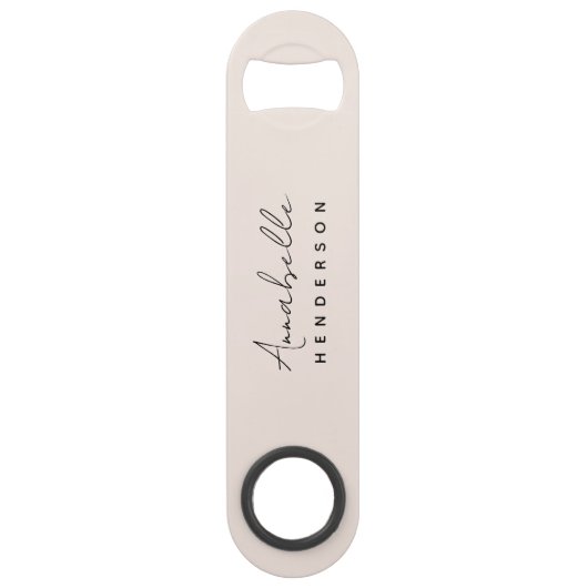Monogram Blush Pink | Moderne, minimalistische vro Speed Flessenopener (Voorkant)