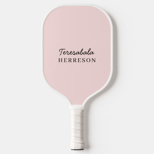 Monogram Blush Roze | Vrouwelijke Minimalistische  Pickleball Paddle (Voorkant)