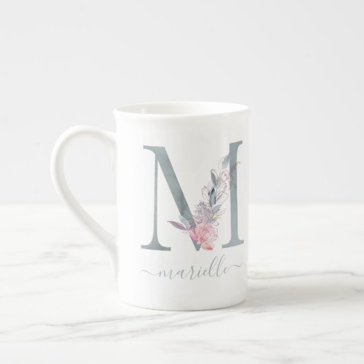 Monogram Blush Roze Waterverf Floral Letter M Porselein Kop (Links)