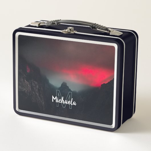 Monogram brandende wolken, mist en bergen (Voorkant)