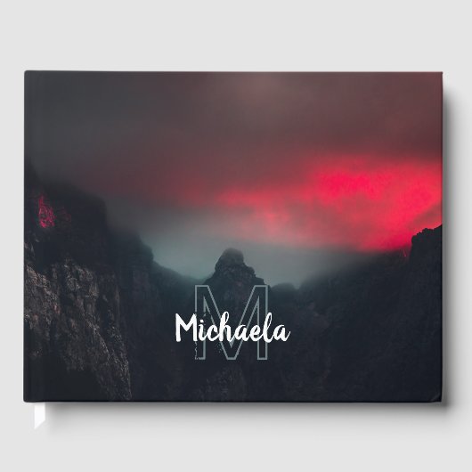 Monogram brandende wolken, mist en bergen gastenboek (Voorkant)