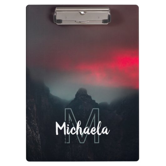 Monogram brandende wolken, mist en bergen klembord (Voorkant)