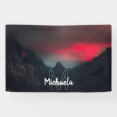 Monogram brandende wolken, mist en bergen spandoek (Horizontaal)