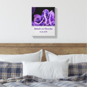 Monogram bruid en bruidegom met Paarse Rozen Canvas Afdruk (Insitu (Slaapkamer))