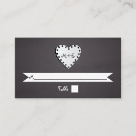 Monogram bruiloft met papieren harkbord plaatskaartje