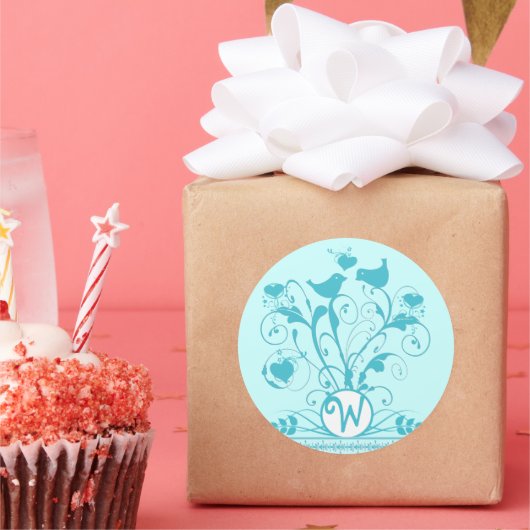 Monogram bruiloftsvogels Hartszwemmen Aqua Blue Ronde Sticker (Feest)