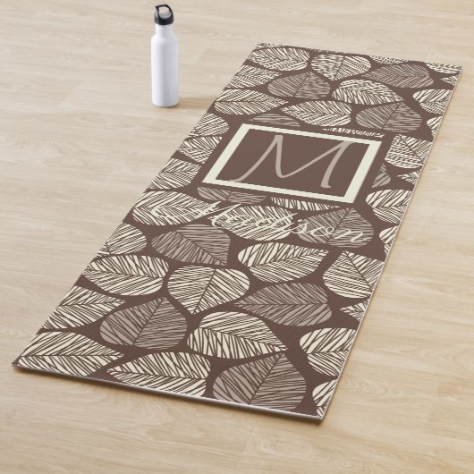 Monogram bruin en Taupe Leaf Natural Trendy Yogamat (In situ)
