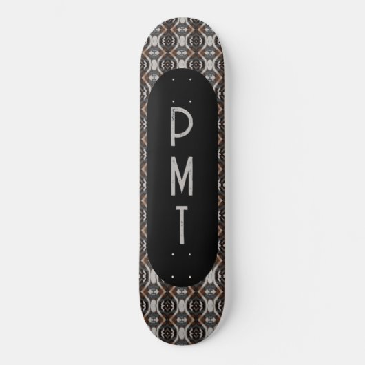 Monogram Bruin Zwart Skateboard (Voorkant)