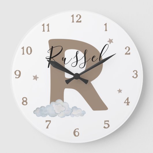 Monogram Bruine Baby Initiaal Naam Nursery Muur Grote Klok (Voorkant)