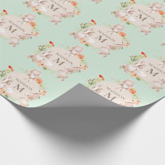 Monogram Bunny Rabbits Floral gepersonaliseerd Bab Cadeaupapier (Hoek)