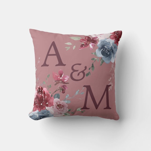 Monogram Burgundy Initialen Dusty Roos Blue Floral Kussen (Voorkant)