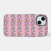 Monogram chic grijs bloemmotief iPhone 15 case (Achterkant horizontaal)