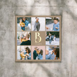 Monogram Chic Multi Foto Boho Beige Folie Afdrukken<br><div class="desc">Voeg een vleugje elegantie toe aan uw interieur met onze gepersonaliseerde vierkante folie kunstprint. Dit prachtige stuk is voorzien van een fotocollage van 6 vierkante foto's, perfect ingericht om uw favoriete herinneringen te laten zien. In het midden van de afdruk personaliseert u uw monogram in een decoratief lettertype, weergegeven in...</div>