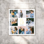 Monogram Chic Multi Photo White Folie Afdrukken<br><div class="desc">Voeg een vleugje elegantie toe aan uw interieur met onze gepersonaliseerde vierkante folie kunstprint. Dit prachtige stuk is voorzien van een fotocollage van 6 vierkante foto's, perfect ingericht om uw favoriete herinneringen te laten zien. In het midden van de afdruk personaliseert u uw monogram in een decoratief lettertype, weergegeven in...</div>