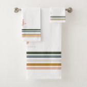 Monogram Chic Retro Stripes Bad Handdoek (Insitu)