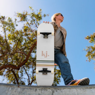 Monogram Chic Retro Stripes Persoonlijk Skateboard