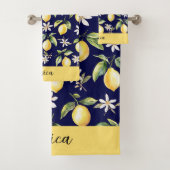 Monogram Citrus Citroenfruit Witte Bloem Botanisch Bad Handdoek (Insitu)