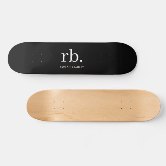 Monogram Classic Elegant Minimal Black en White Persoonlijk Skateboard (Horizontaal)