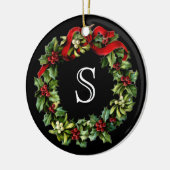 Monogram Classic Holly WreatCustom Kerstmis Keramisch Ornament (Links)