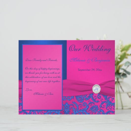 Monogram Cobalt en Fuchsia Damask Wedding Programm (Staand voorkant)