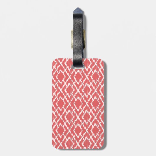 Monogram Coral Pink Tribal Ikat Diamond Patroon Bagagelabel (Achterkant verticaal)