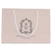 Monogram Crest Blush Pink Wedding Groot Cadeauzakje (Achterkant)