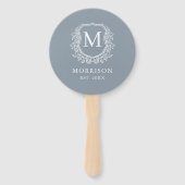 Monogram Crest Dusty Blauw Botanische Huwelijk Handwaaier (Voorkant)