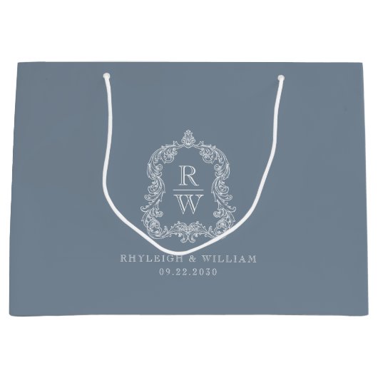 Monogram Crest Dusty Blue Wedding Groot Cadeauzakje (Voorkant)