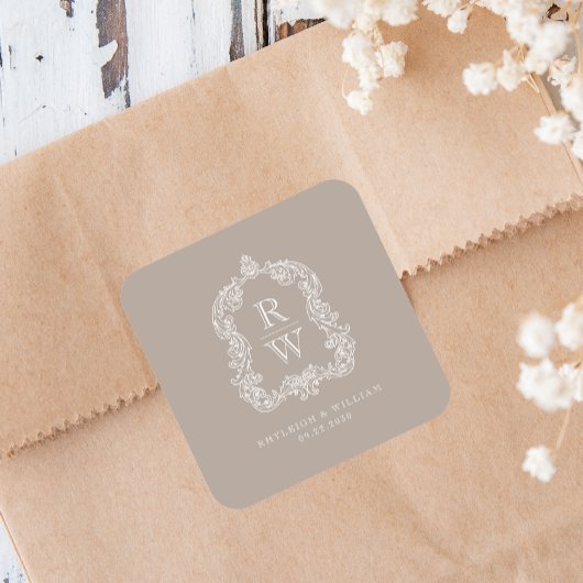  Monogram Crest Namen Taupe Huwelijk Vierkante Sticker