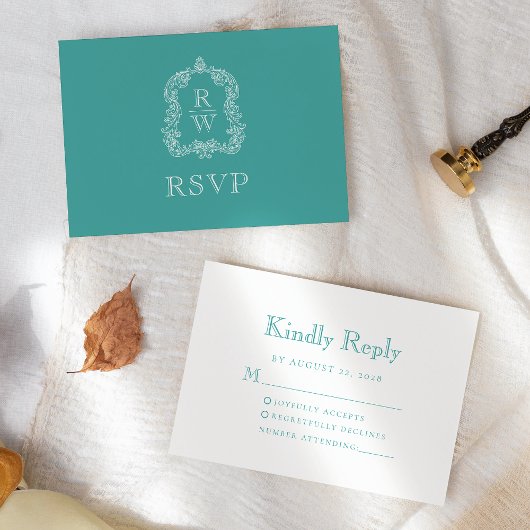 Monogram Crest Turquoise Wedding RSVP Kaartje