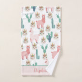 Monogram Cute Pink Llama's Green Cactus Trendy Bad Handdoek (Handdoek)