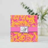 Monogram Damask Oranje & Roze bruiloft Uitnodiging (Staand voorkant)