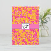 Monogram Damask Oranje & Roze bruiloft Uitnodiging (Staand voorkant)
