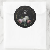 Monogram Dark Moody Flowers Wedding Vrijgezellenfe Ronde Sticker (Tas)