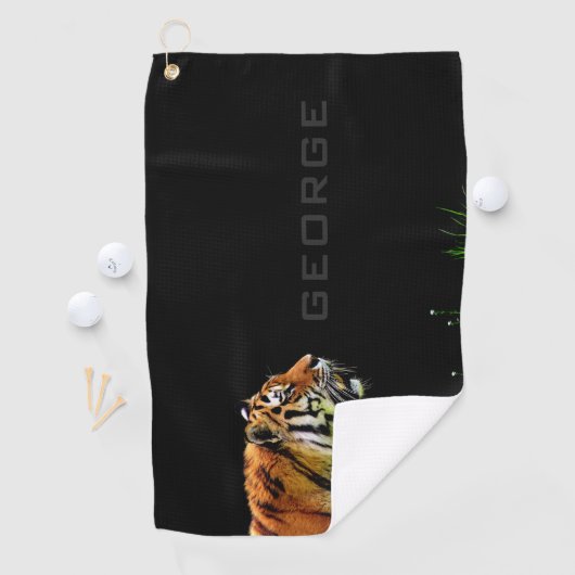 Monogram. De Lone Tiger. Golfhanddoek (Insitu)