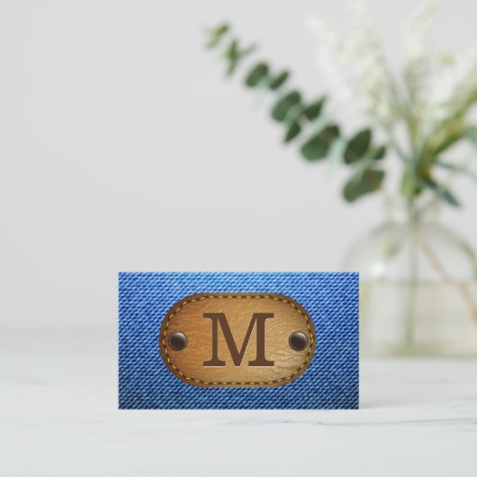 Monogram | Denim Bruin Leren Gezoomde Patch Visitekaartje (Staand voorkant)