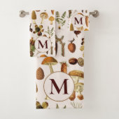 Monogram dennenbos schatten patroon bad handdoek (Insitu)