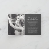 Monogram donkergrijze witte bladbruiloft live stre aankondiging (Binnen)